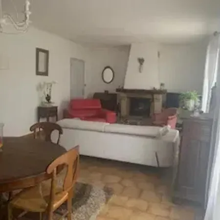 Villa Familiale Avec Piscine A Milhaud - 100 M²_2 Villa *